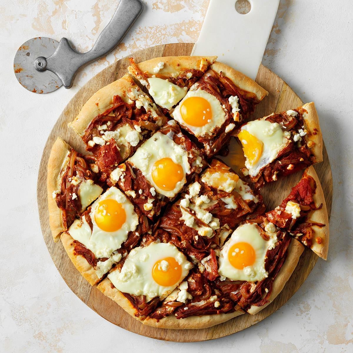 Shakshuka Breakfast Pizza