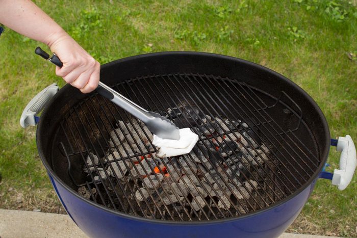 cleaning the grill