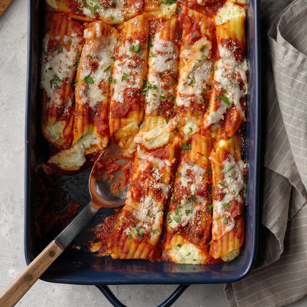 Cheese Manicotti Exps Botoh19 160877 B08 16 3b 3
