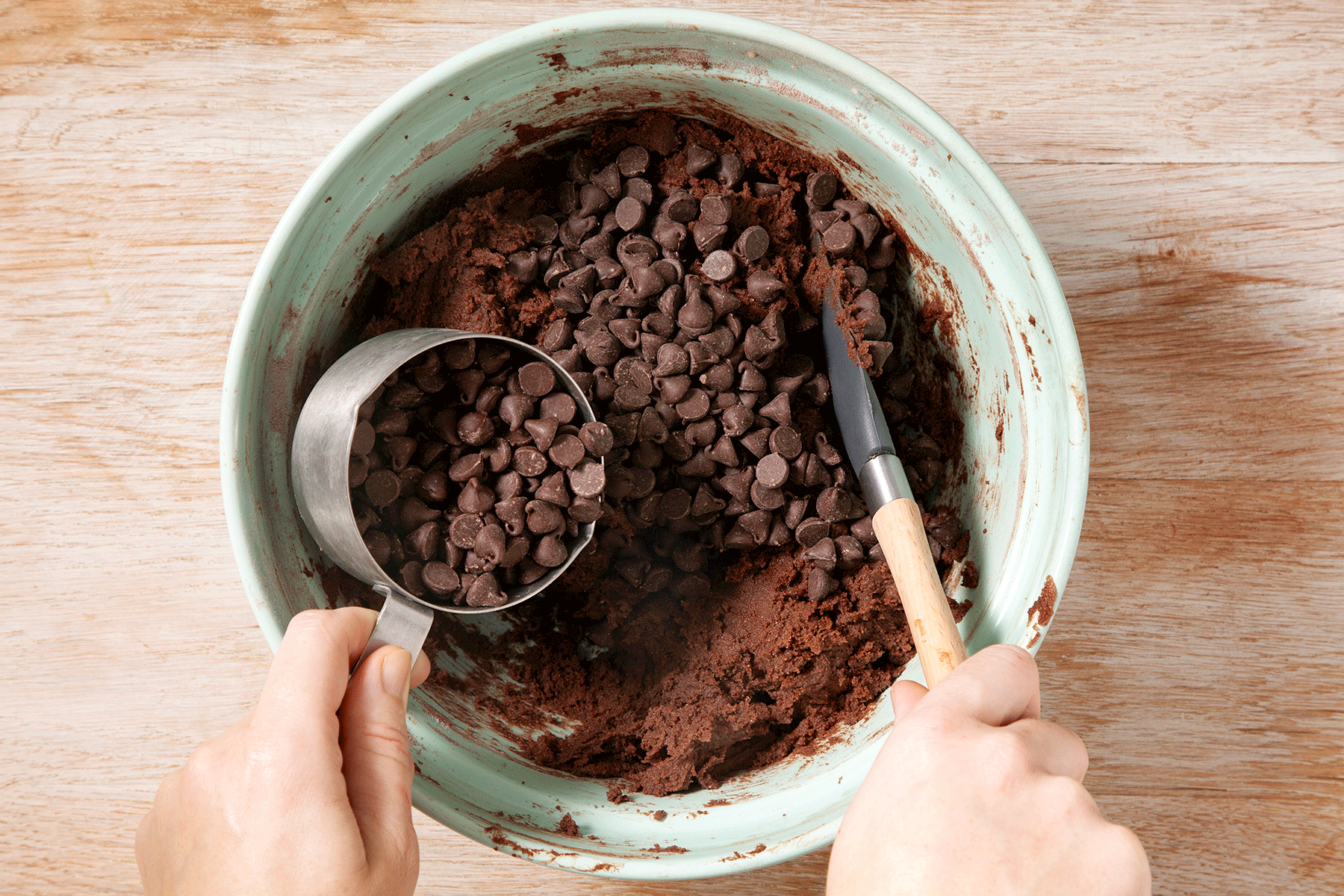 Combine The Wet Ingredients Ft23 15753 Ec 111623 4 Ss Edit