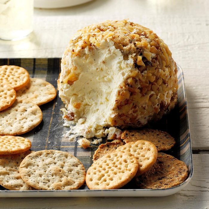 Garlic Parmesan Cheese Ball Exps Thd18 38156 E08 01 9b 5
