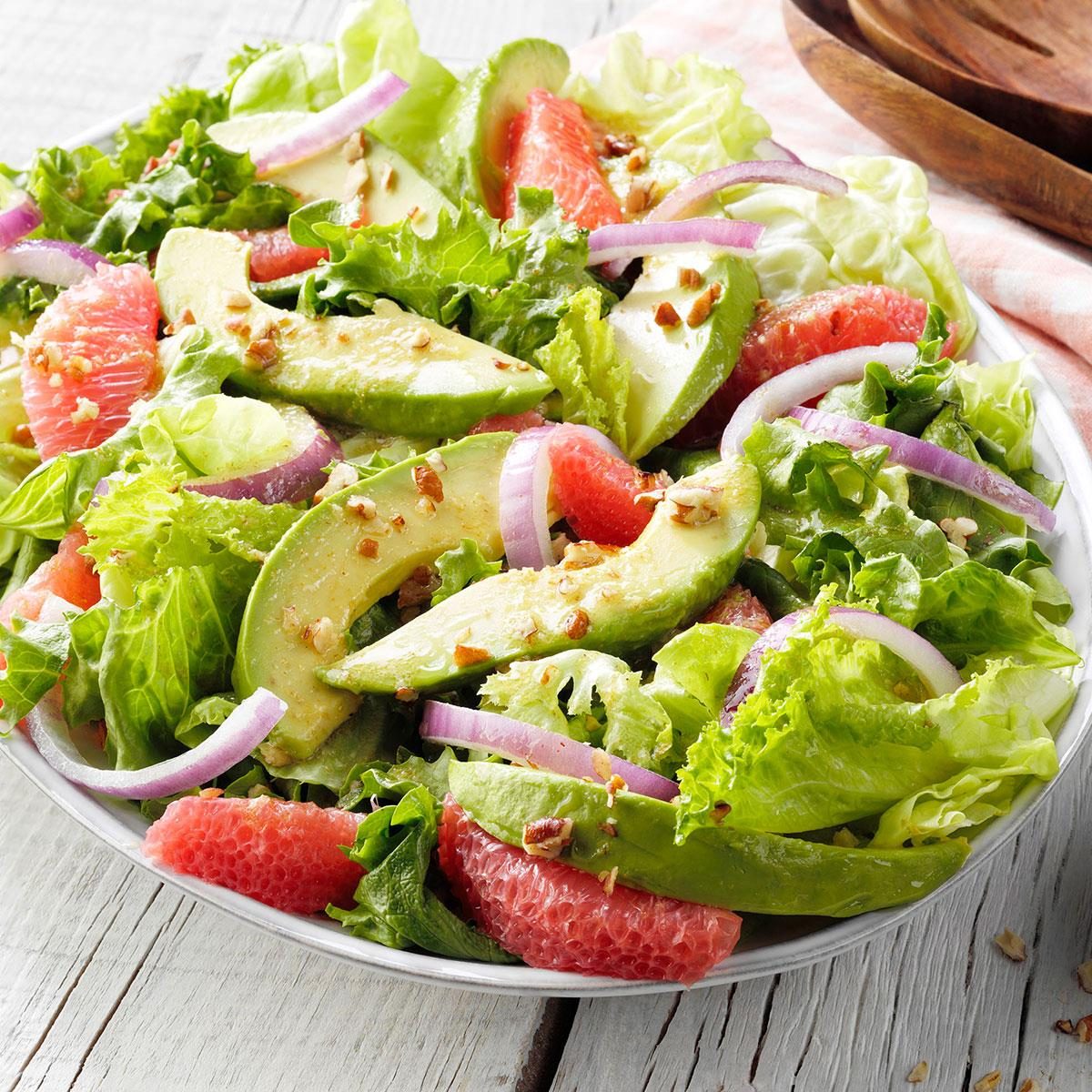 Sunny Grapefruit Avocado Salad Exps Tohar23 31017 P2 Md 16 4b