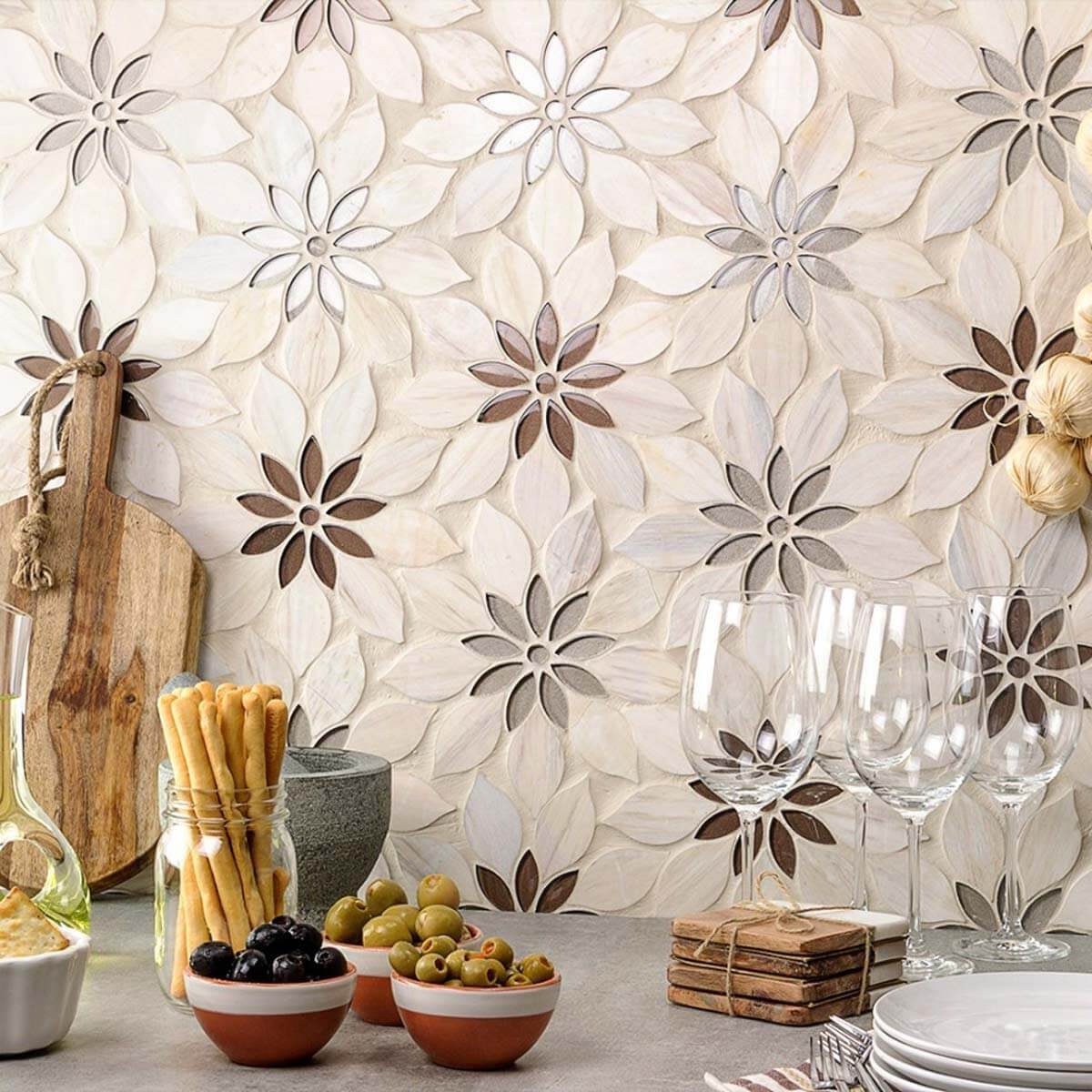 Dimensional floral pattern backsplash
