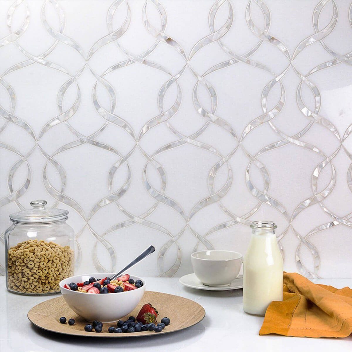 Combination of marble and mother-of-pearl as a backsplash