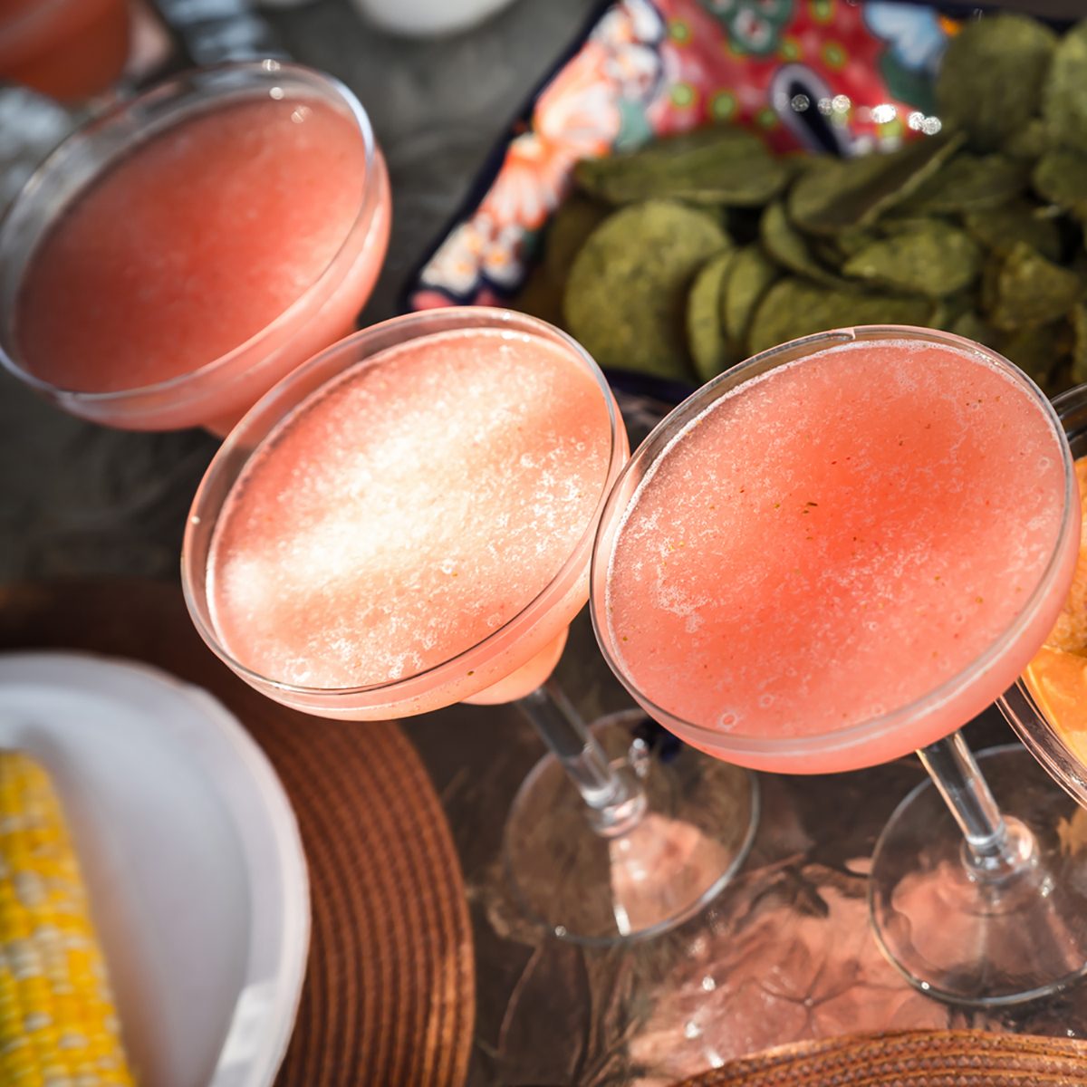 Strawberry margarita cocktails; Shutterstock ID 310081457; Job (TFH, TOH, RD, BNB, CWM, CM): Taste of Home