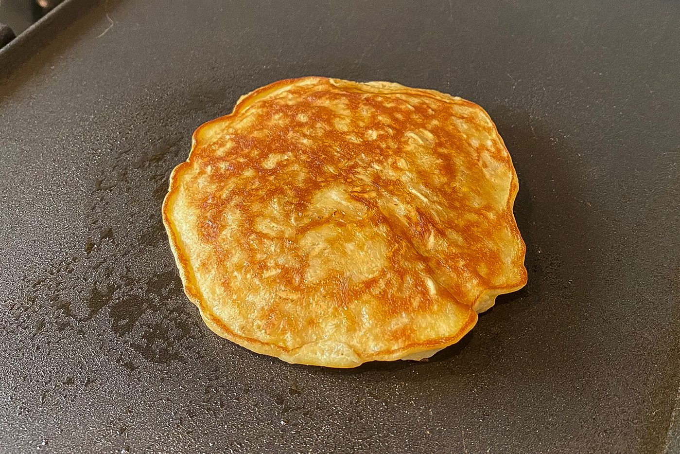 Healthy Banana Pancake Flip