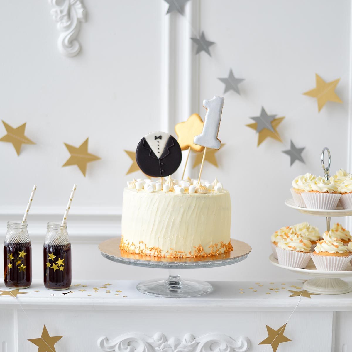 Cake for holiday party