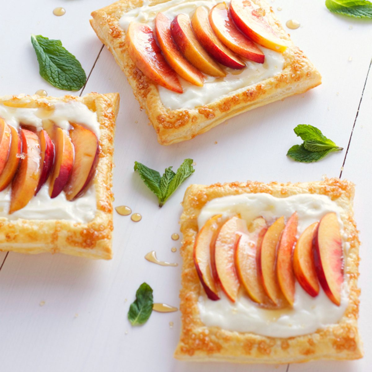 FRESH NECTARINE TART WITH LEMON MASCARPONE FILLING