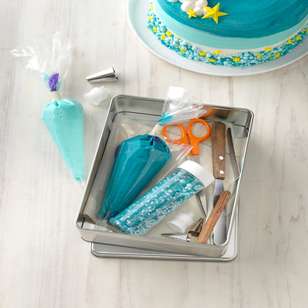 cake decorating supplies
