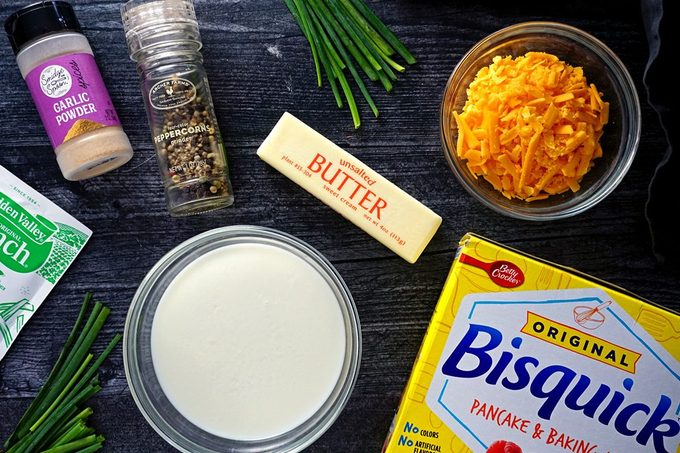 ingredients for cheddar bay biscuits red lobster cheddar bay biscuits