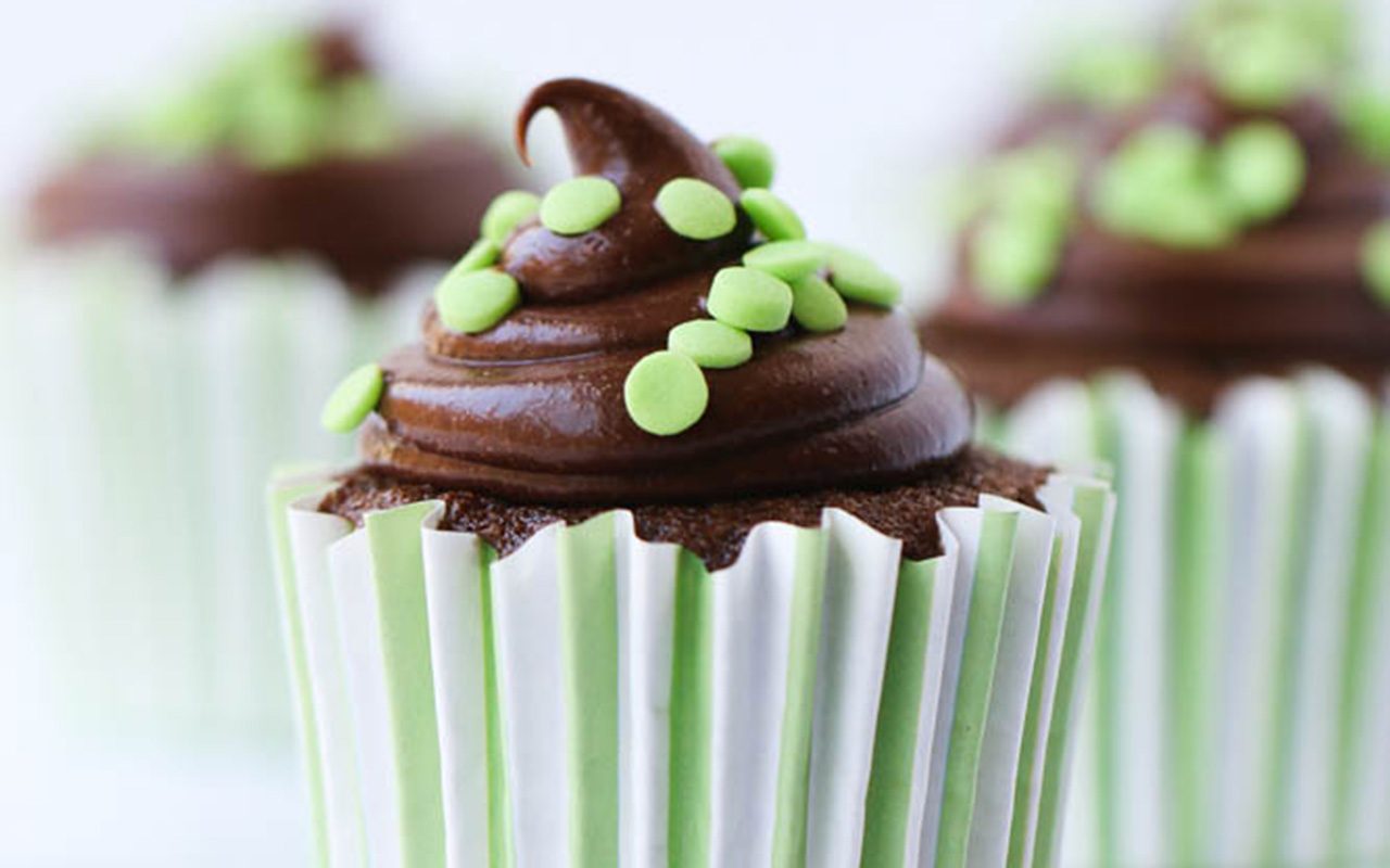 How to Make Easy Chocolate Cupcakes