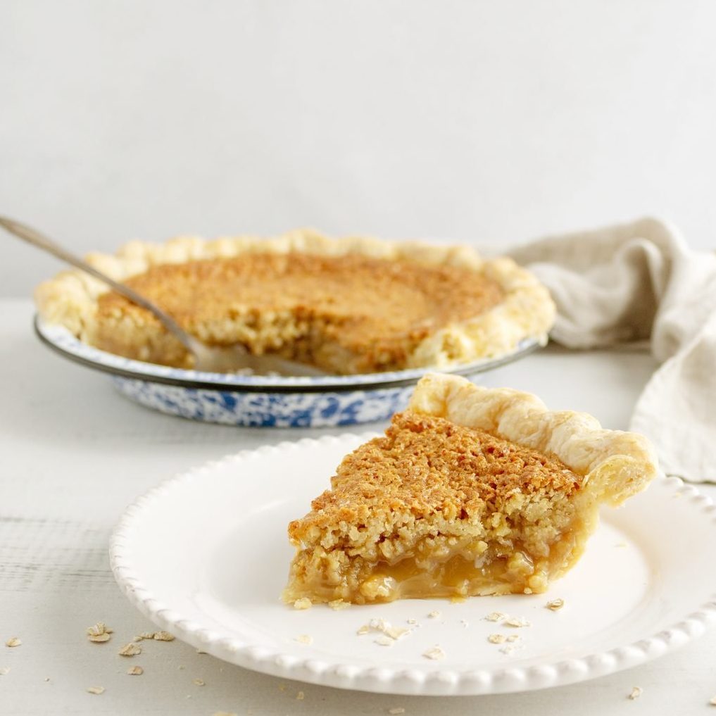 Amish Old-Fashioned Oatmeal Pie