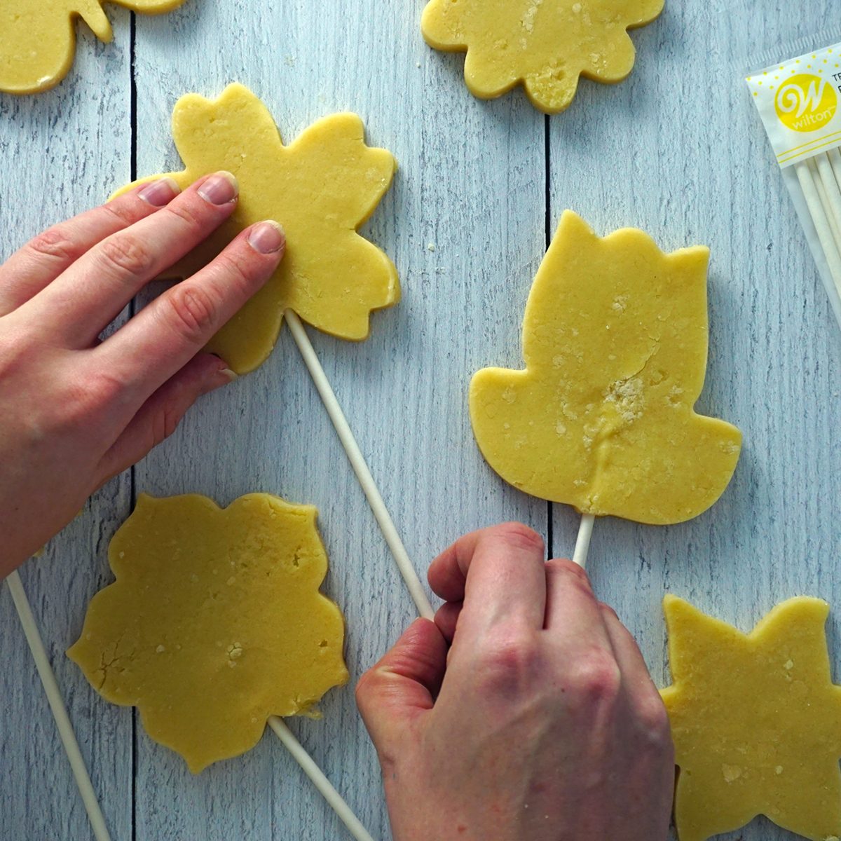 Skewer and bake how to make a cookie bouquet