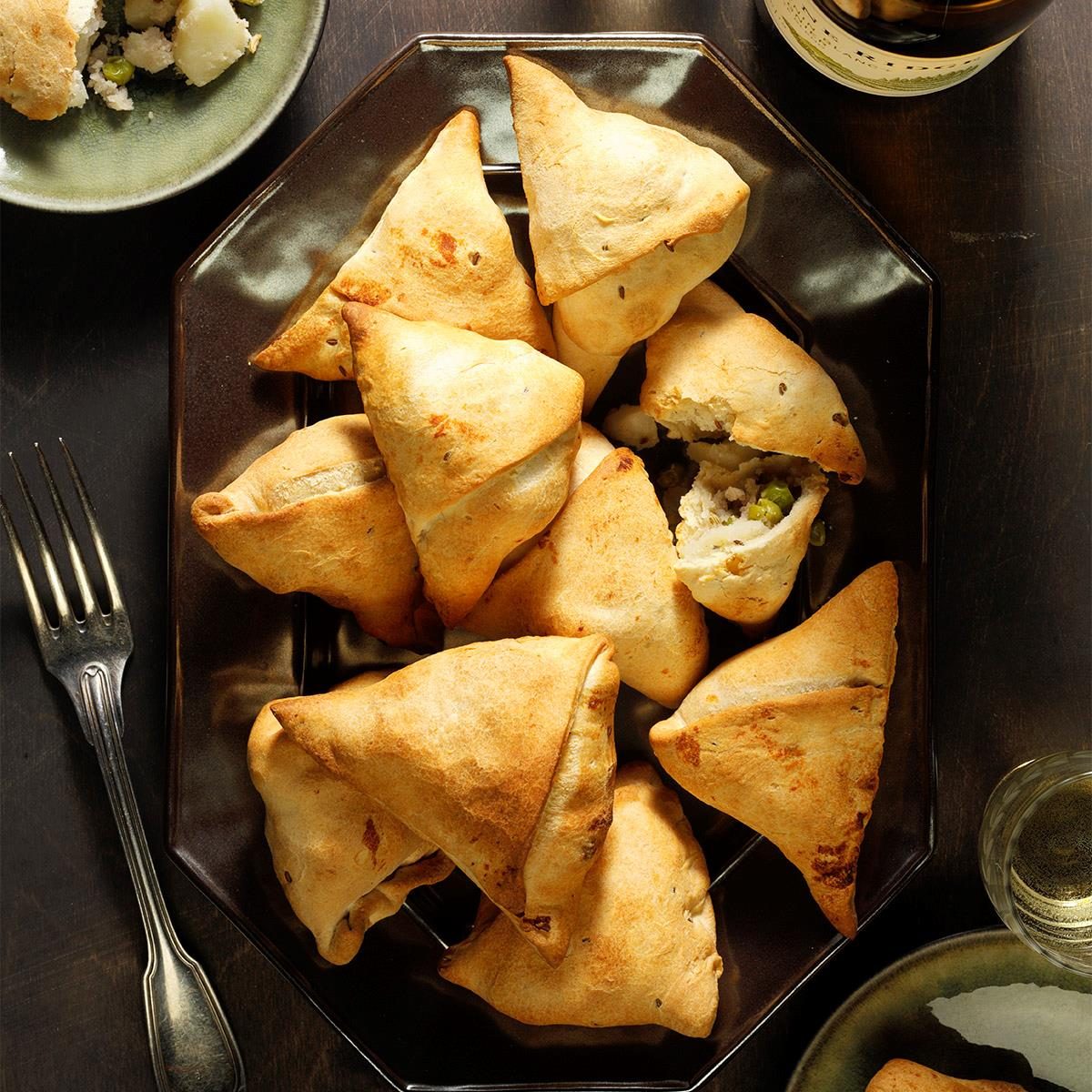 Samosas Exps Thjj21 259895 B02 11 3b 64