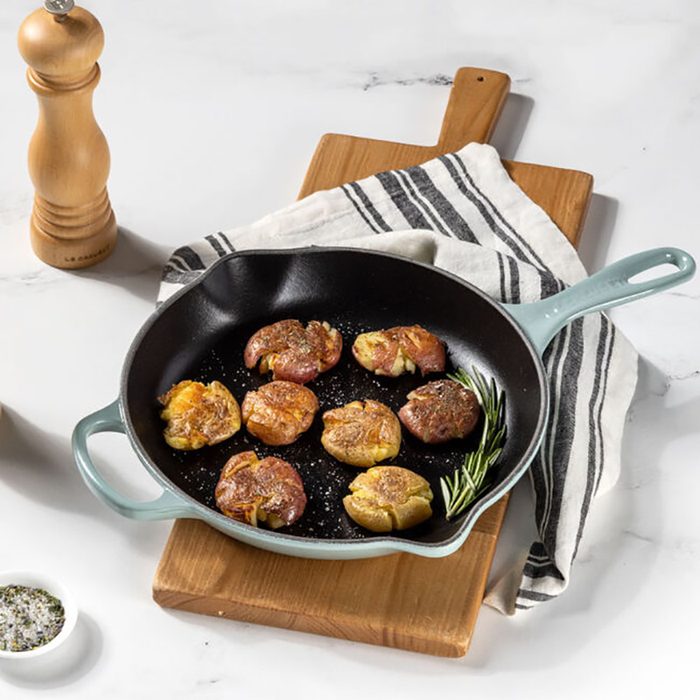 Le Creuset Signature Skillet
