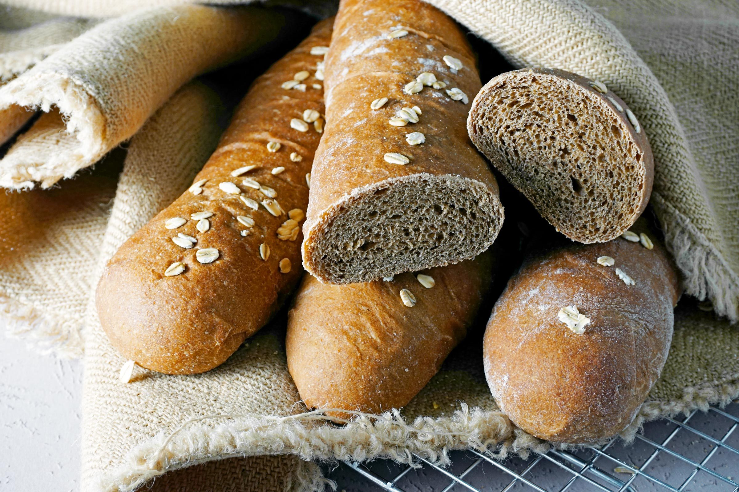 How to Make The Cheesecake Factory’s Brown Bread