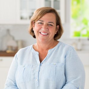 Catherine Ward headshot