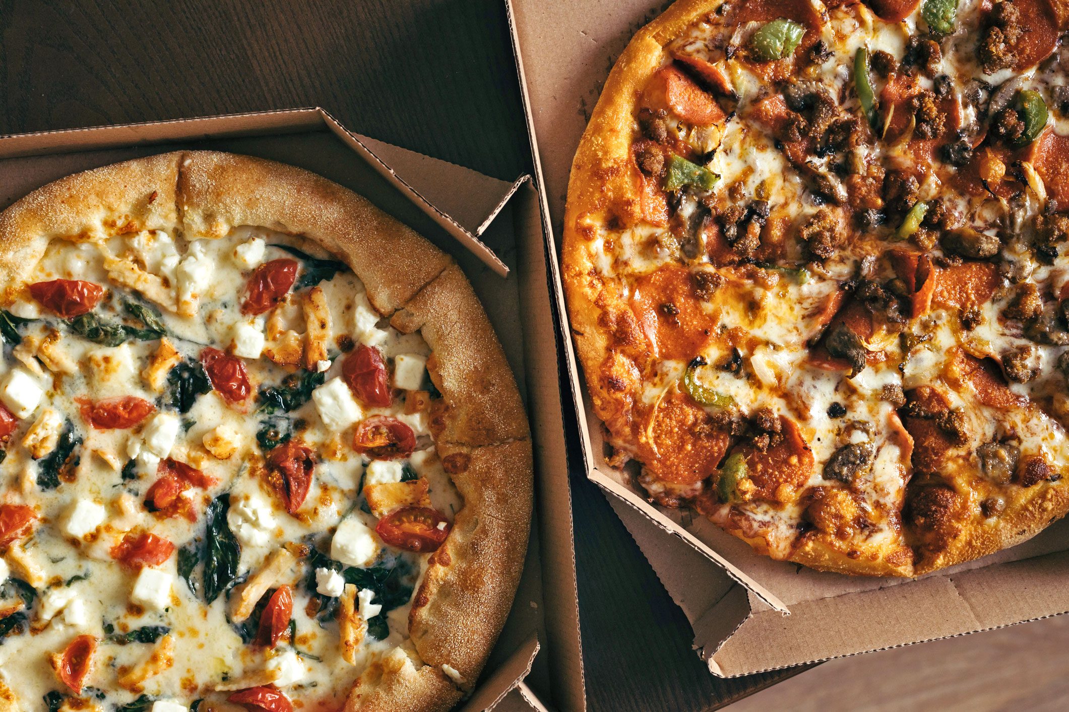 2 Medium Pizzas vs. 1 Large—What’s Actually Better?