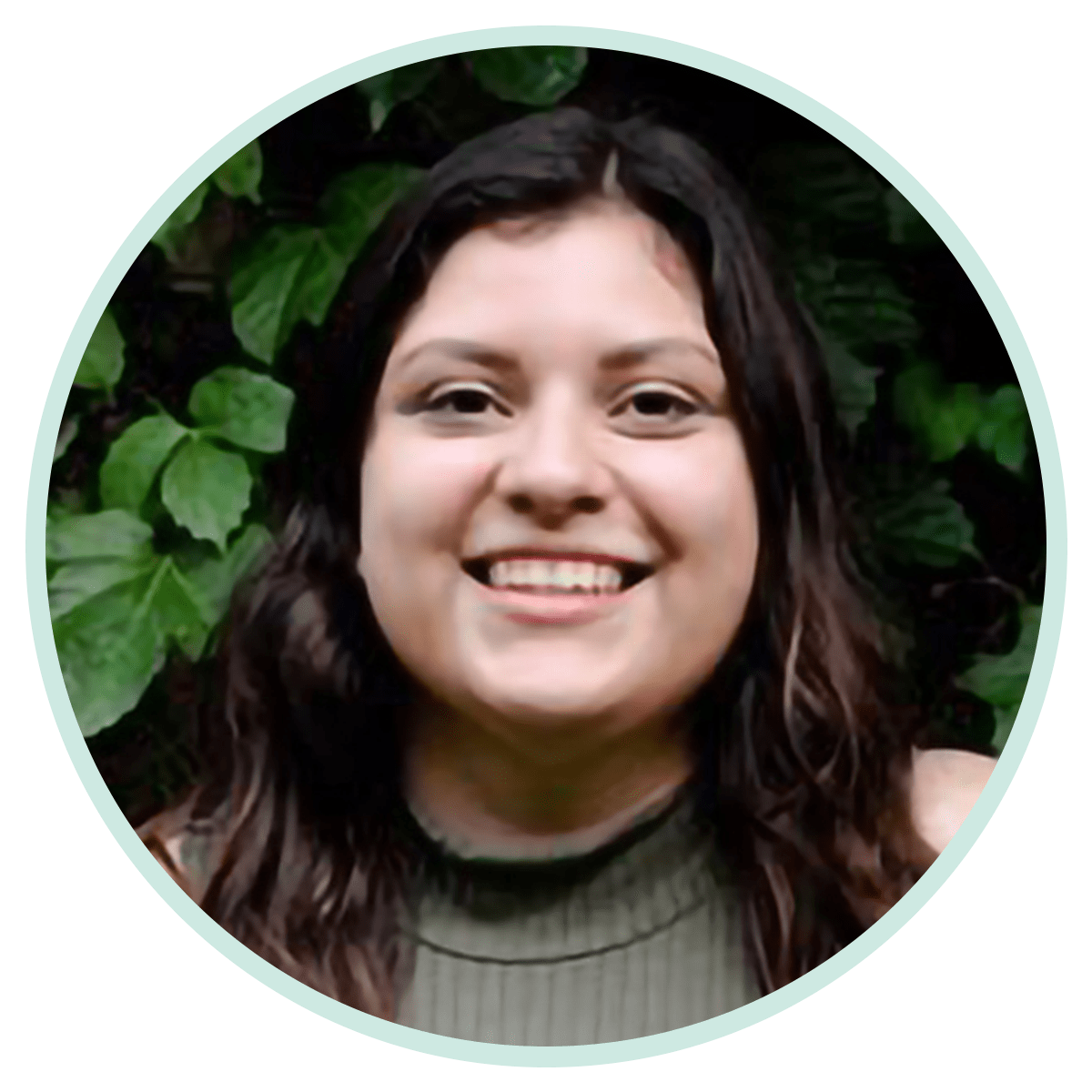 Ivis Estrada Headshot