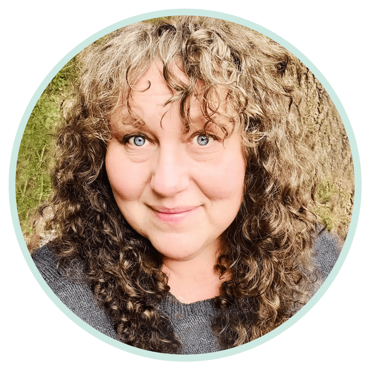 Lesley Balla Headshot Ud