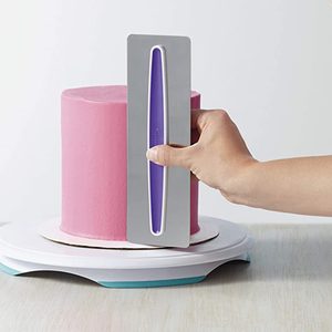 Wilton Cake Scraper