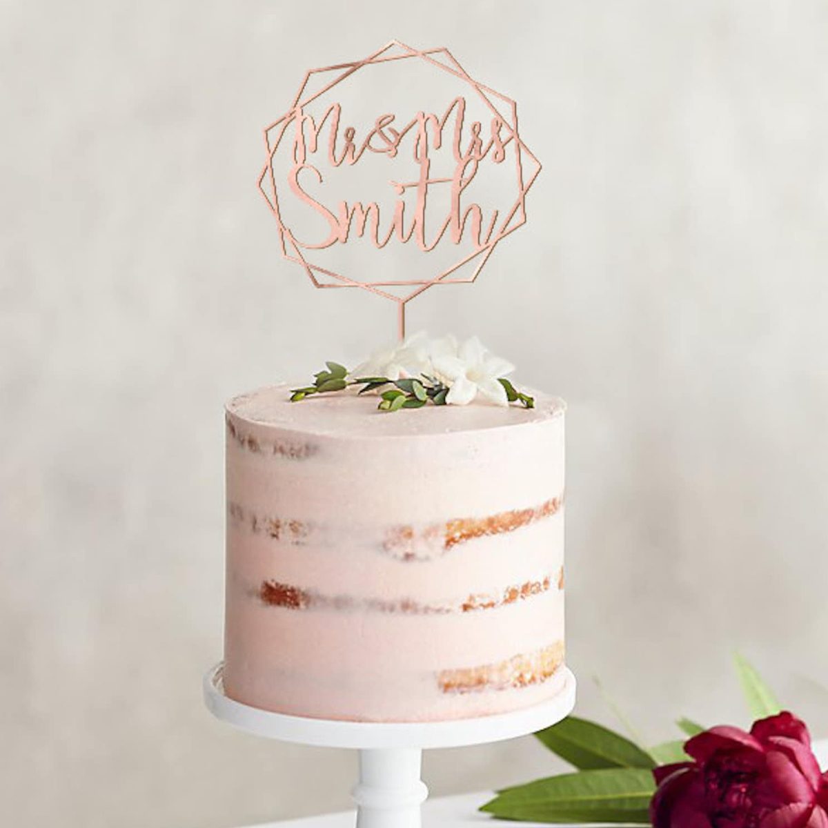 Top Picks: Wedding Cake Toppers to Suit Every Style and Theme