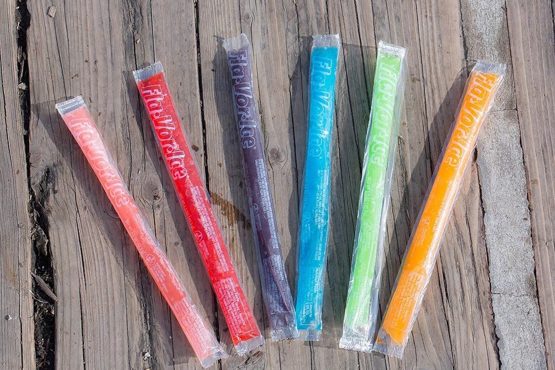 This Is How to Open Freeze Pops Without Scissors