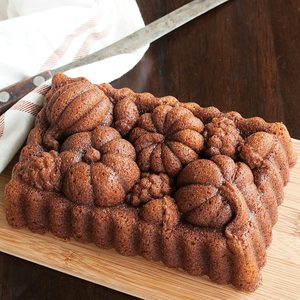 Harvest Bounty Loaf Pan Ecomm Via Amazon.com