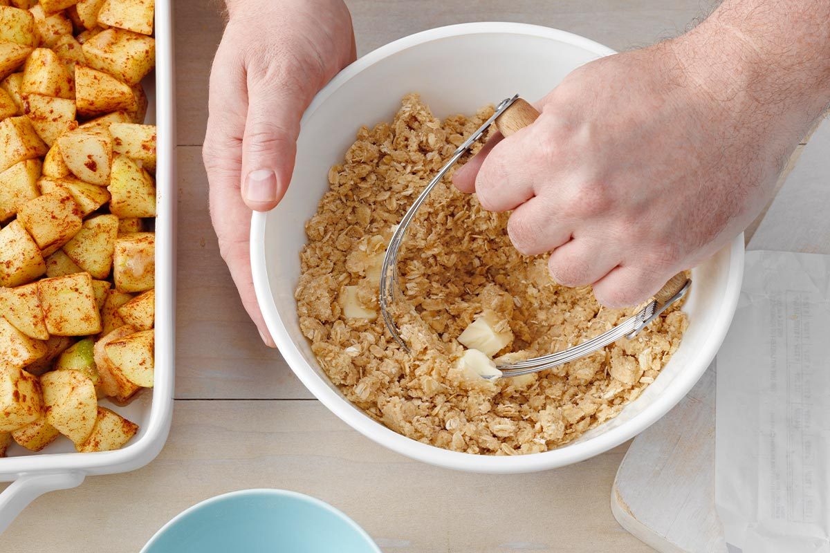 How To Make Gluten Free Apple Crisp Tohcom22 271538 Dr 01 06 4b