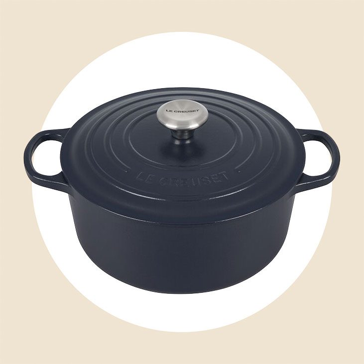 Le Creuset Round Dutch Oven In Matte Navy