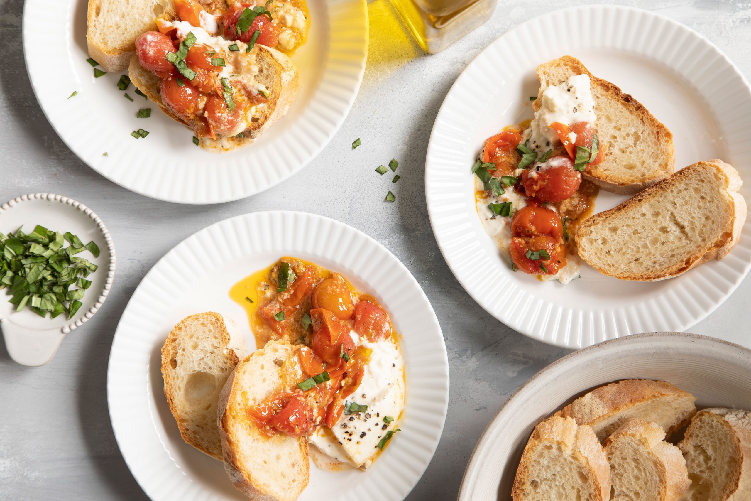How to Make a Burrata Appetizer with Tomatoes