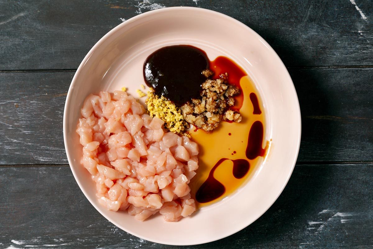 Ft23 271252 Ec 0929 2 Marinate Chicken For Copycat Applebees Wonton Tacos