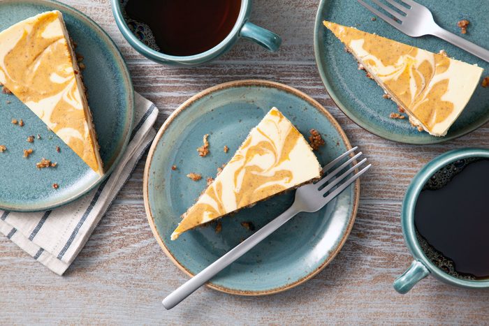Ft23 125361 Jr 0823 7 Spiced Pumpkin Swirl Cheesecake