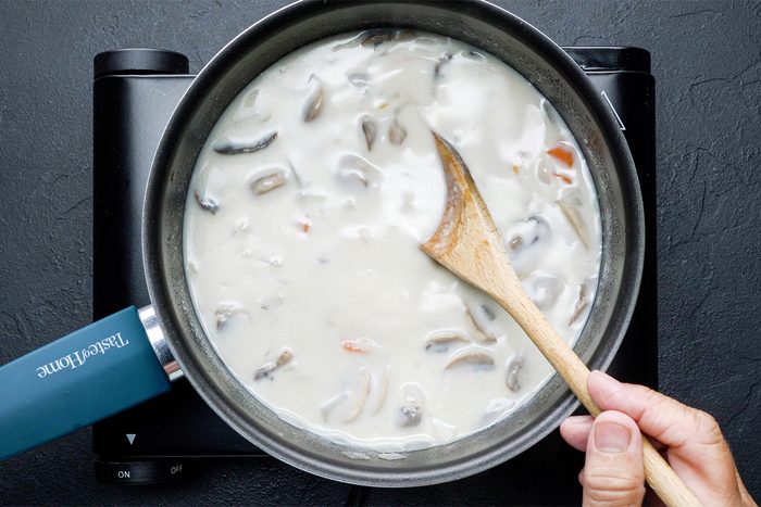 Chicken Potpie Casserole Tohvs24 27655 Df 02 06 Chickenpotpiecasserole 2