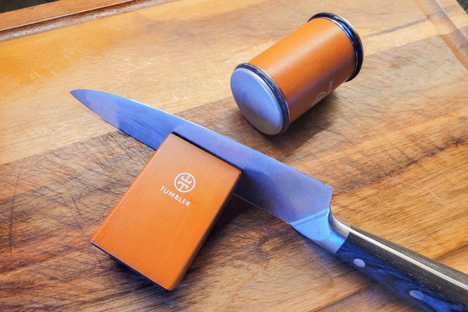 Tumbler Rolling Knife Sharpner FAQ