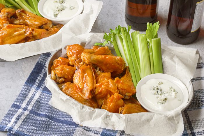 Crispy Buffalo Wings Tohvp24 276086 Mf 03 13 1