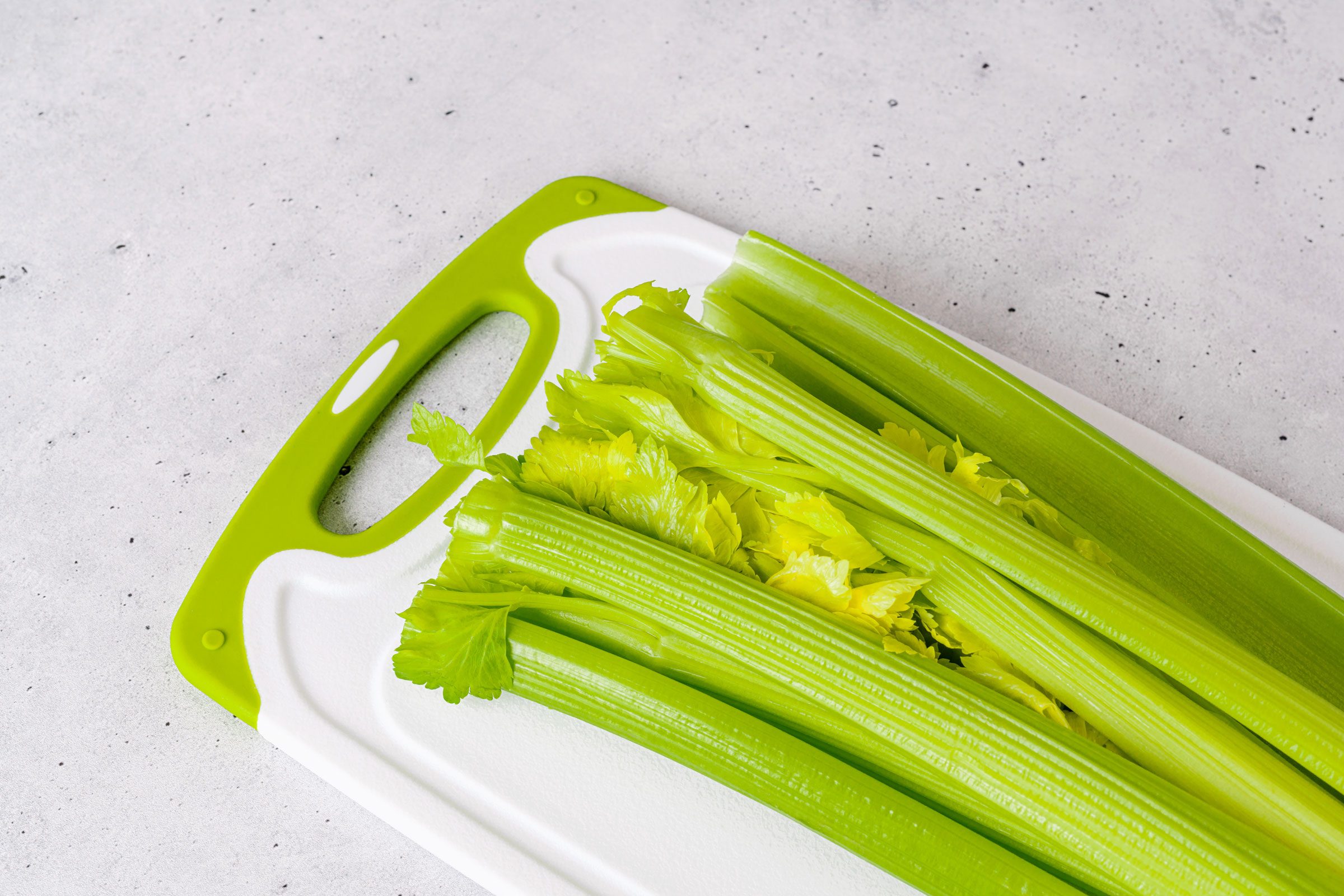 How to Store Celery to Keep It Fresh