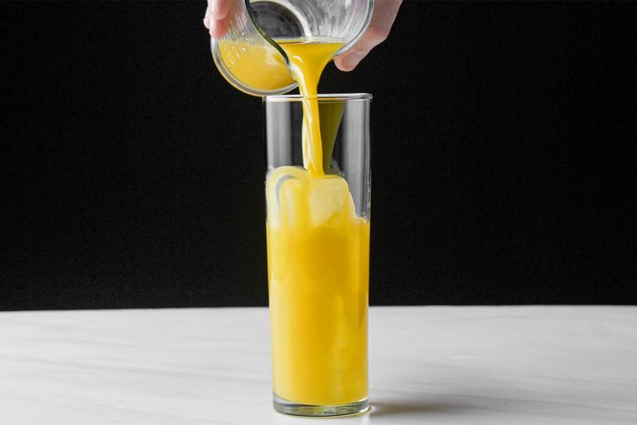 Tequila Sunrise Thvs24 37120 Mr 04 01 1