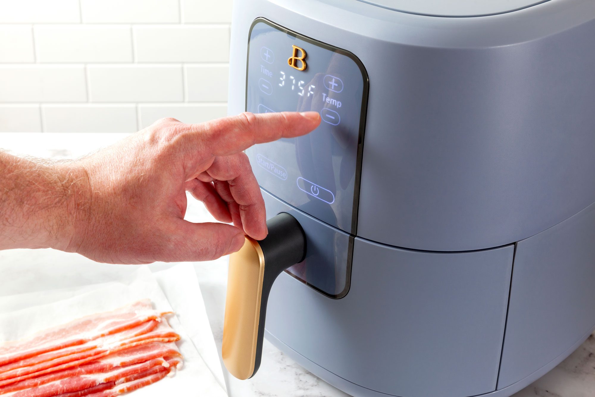 Pre-heat the air fryer to 375º