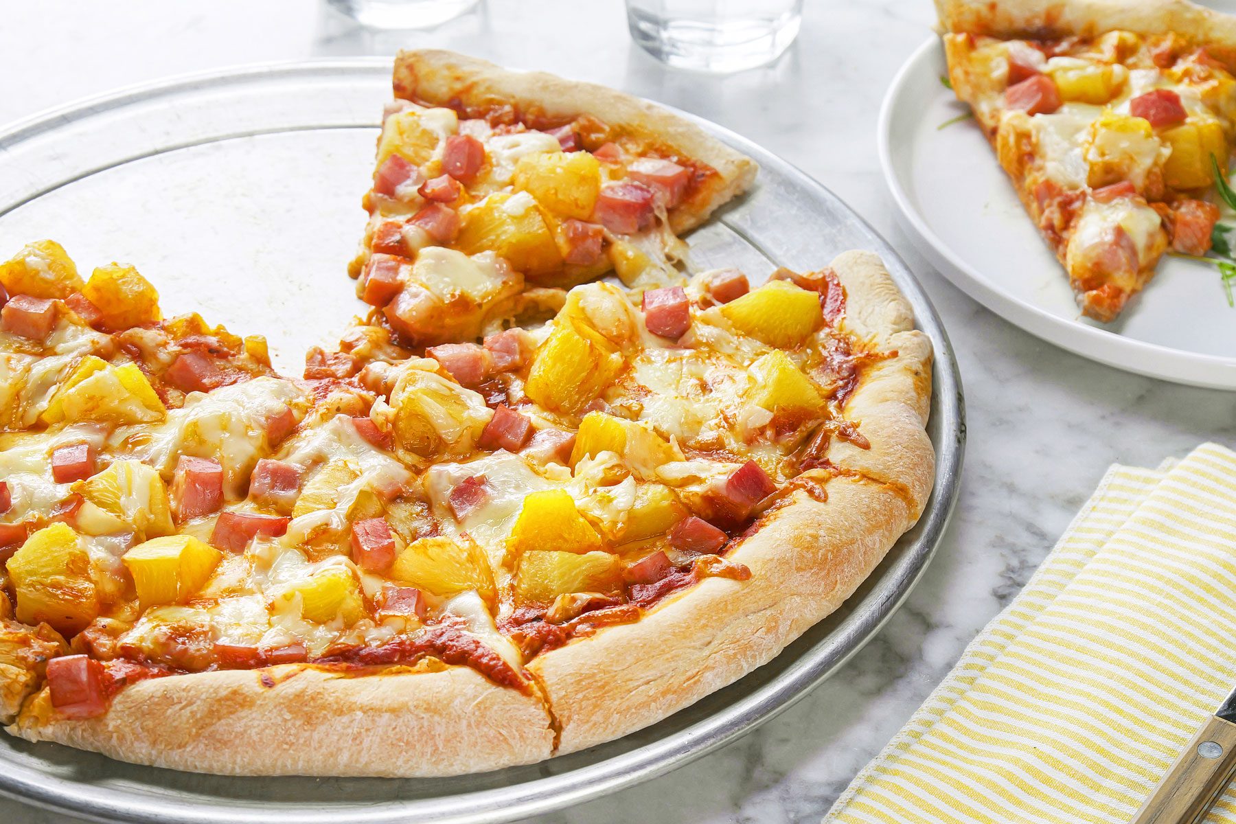 Hawaiian Pizza