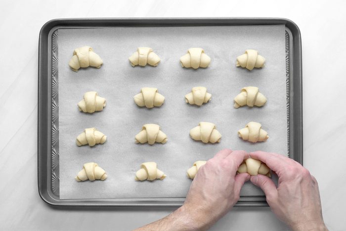 Buttery Crescent Rolls Tohvs24 48495 Bl 04 22 4