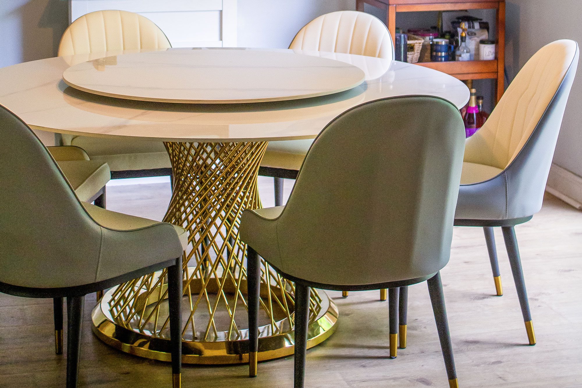 Round Sintered Stone Dining Table