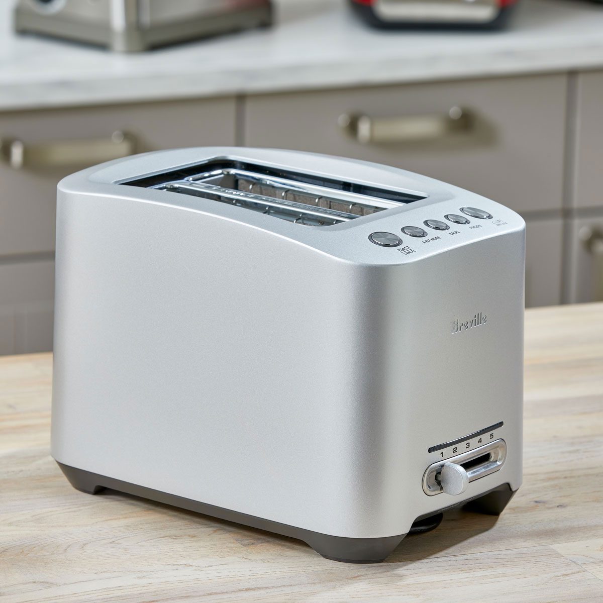 The Smart and Sleek Breville Toaster That Stole Our Editor’s Heart