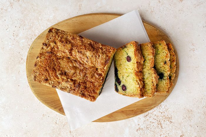 Blueberry Zucchini Bread Tohd24 277197 Perrysantanachote 7