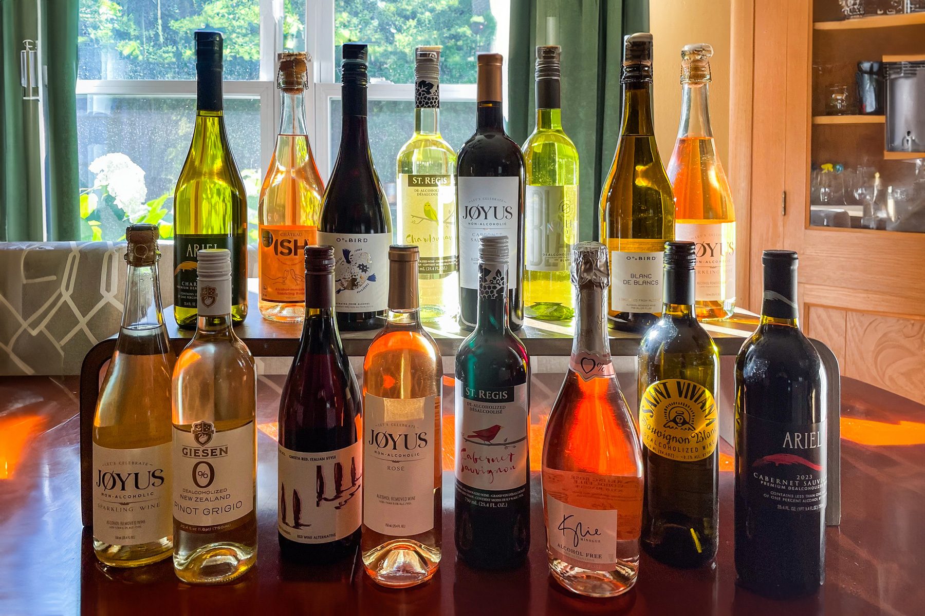 The Best Nonalcoholic Wine for Dry January [Tested and Reviewed]