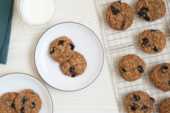 Blueberry oatmeal cookies cooling