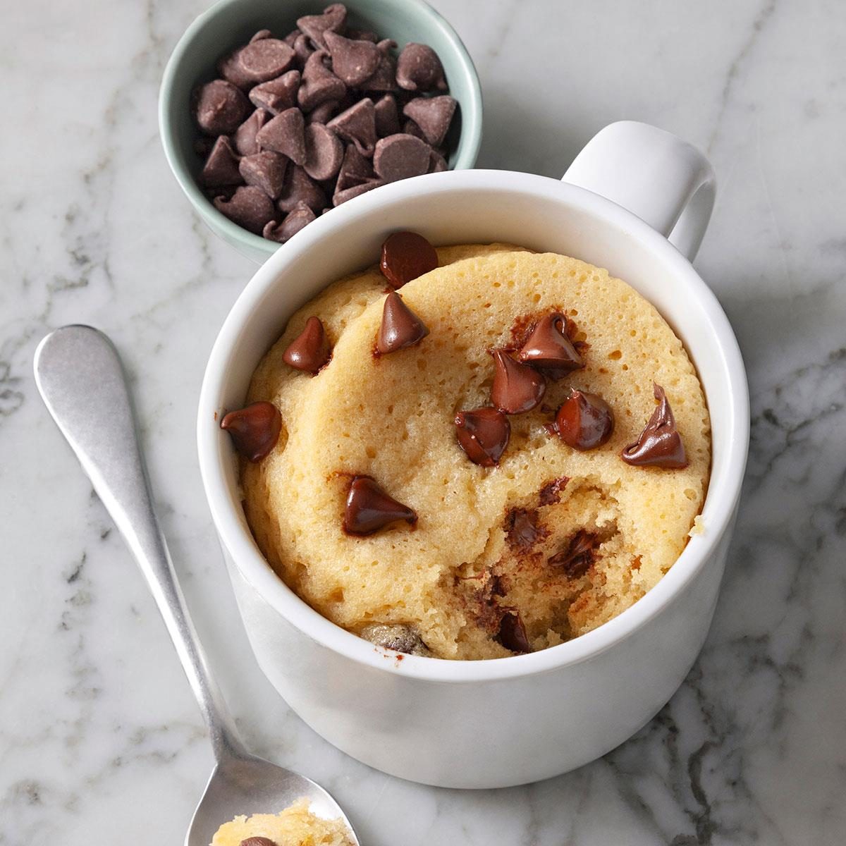 Chocolate Chip Mug Cake Exps Ft24 278211 Jr 0919 6