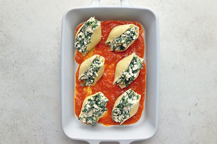 Arrange in prepared dish. Top with remaining spaghetti sauce and mozzarella.