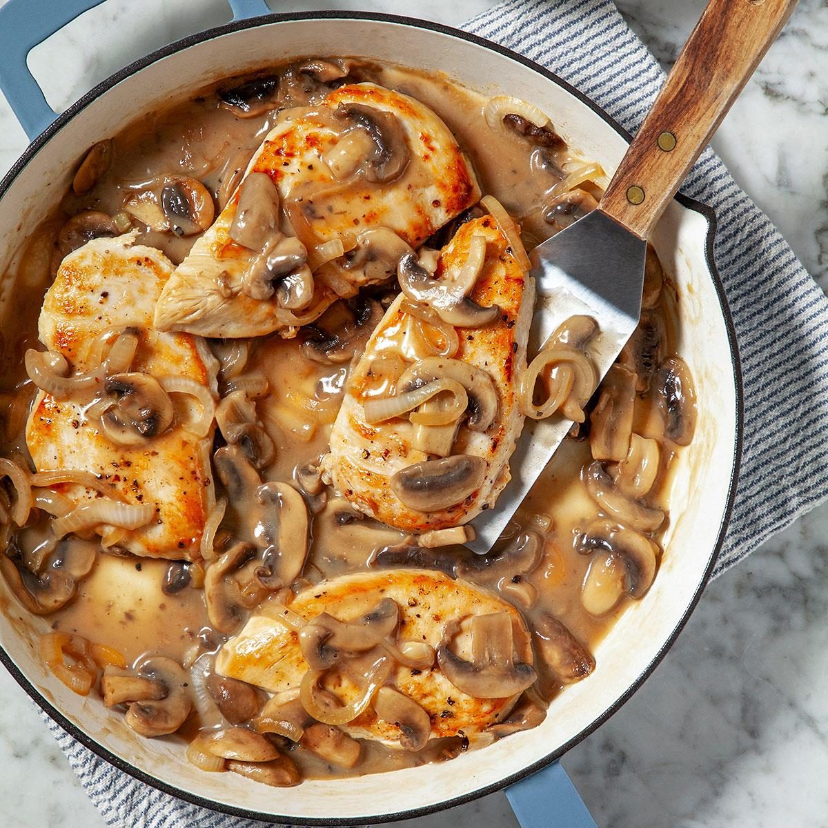 Contest Winning Chicken With Mushroom Sauce Exps Ft24 24891 Ec 0927 1