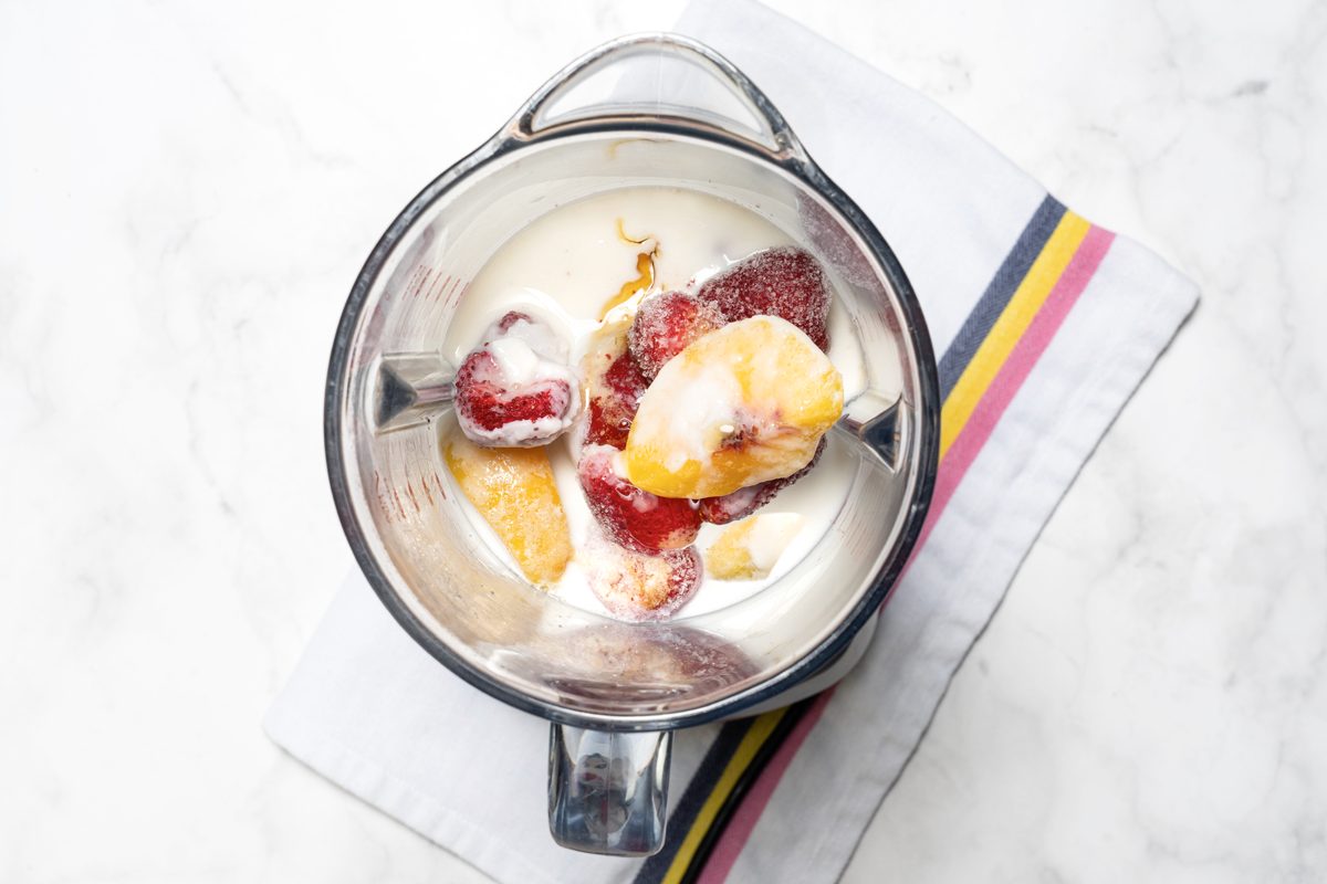 Fruit Smoothie With Milk Tohd24 28197 Orlycatz 1